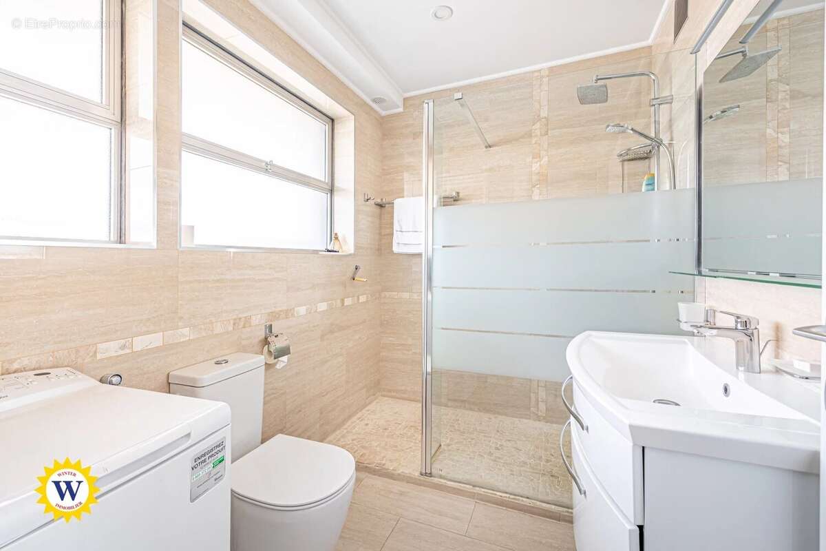 Appartement à VILLENEUVE-LOUBET