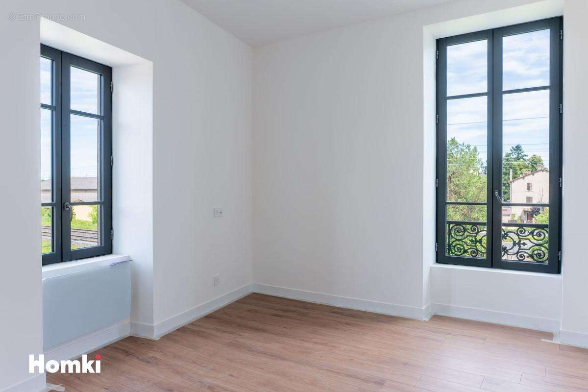 Appartement T4 de 128 entierement rénové - photo 7