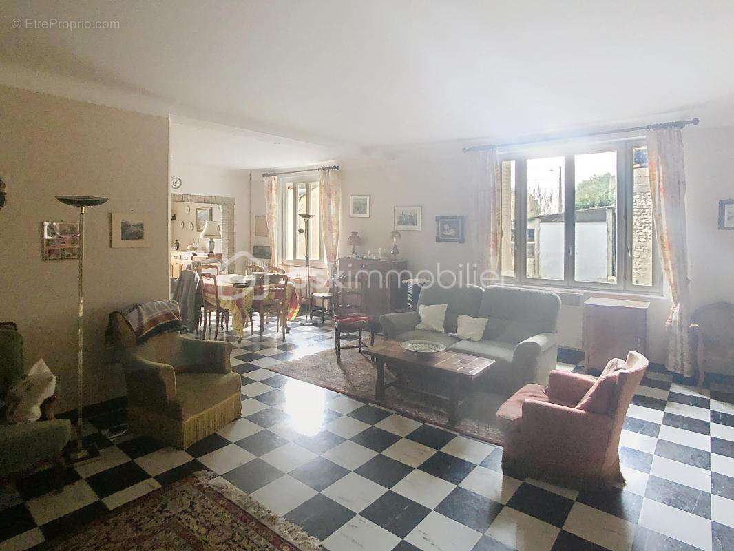 Maison à GONDREVILLE