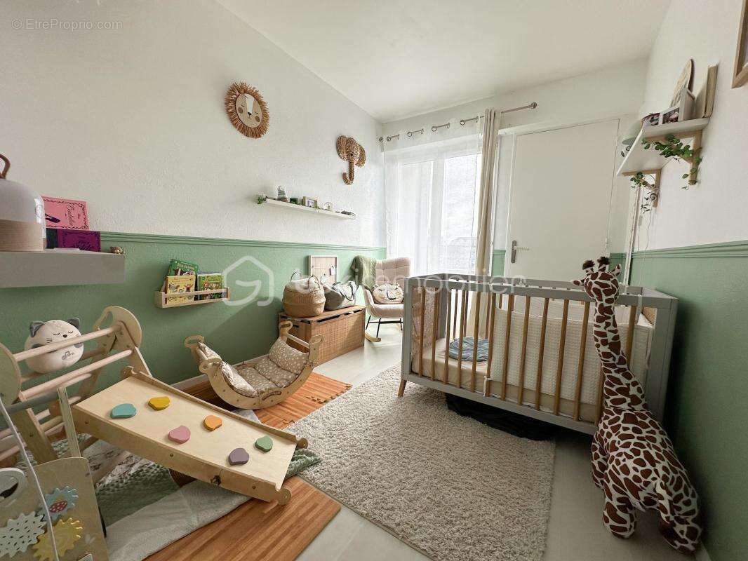 Appartement à SAINT-FARGEAU-PONTHIERRY