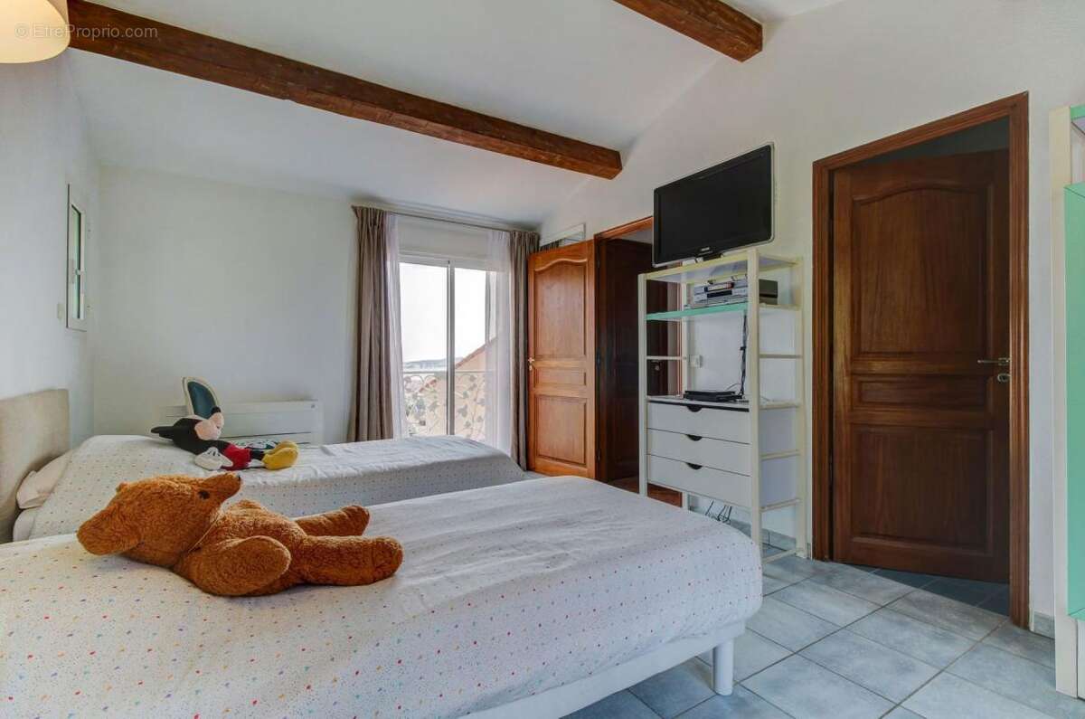 Maison à VALLAURIS