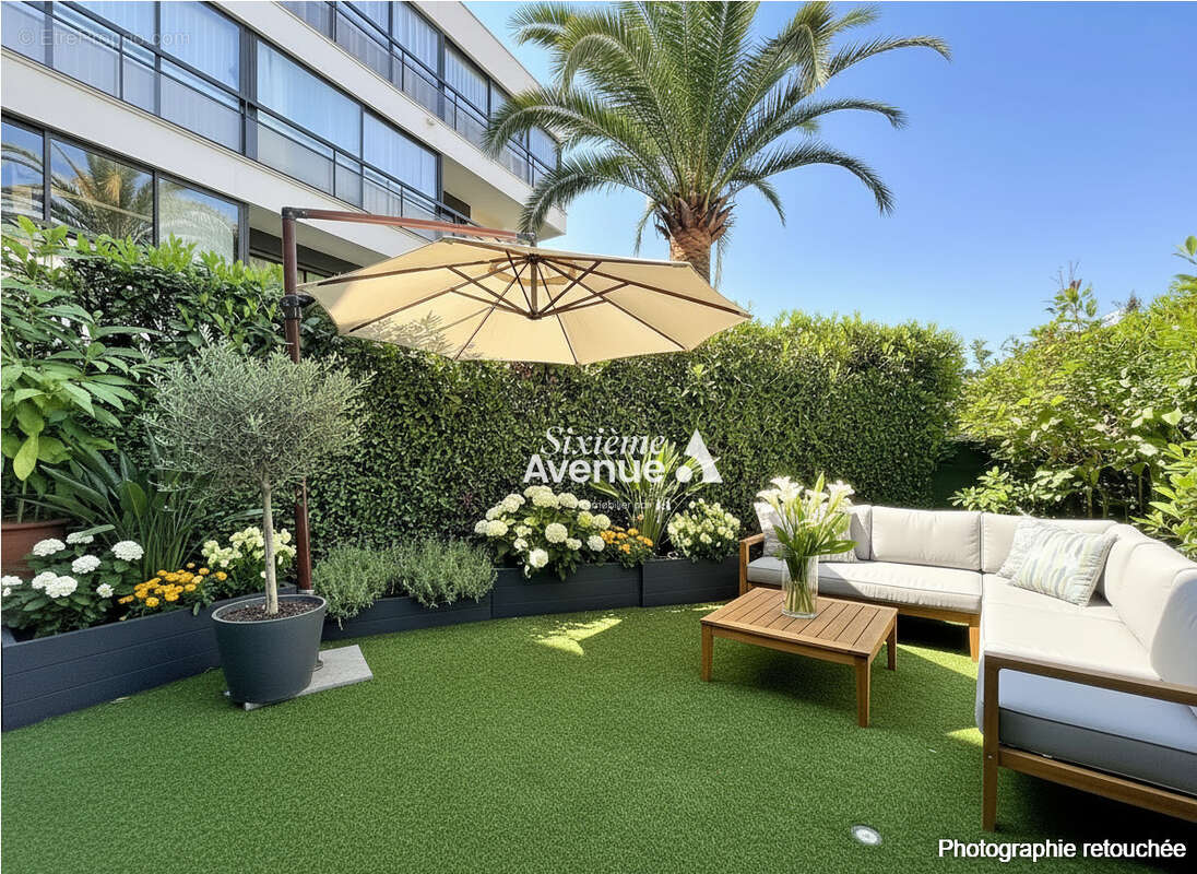 Appartement à MANDELIEU-LA-NAPOULE