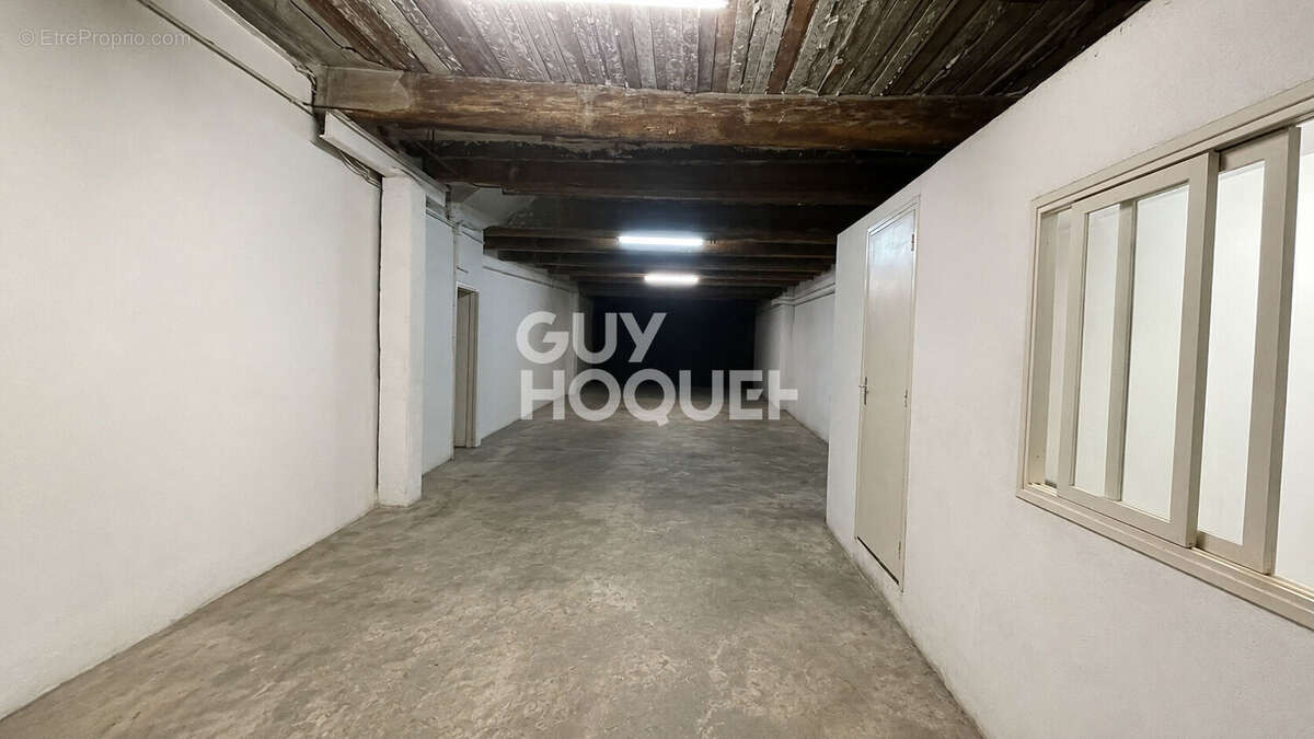 Maison Vigneronne Loupian 6 pièce(s) 150 m² - photo 12