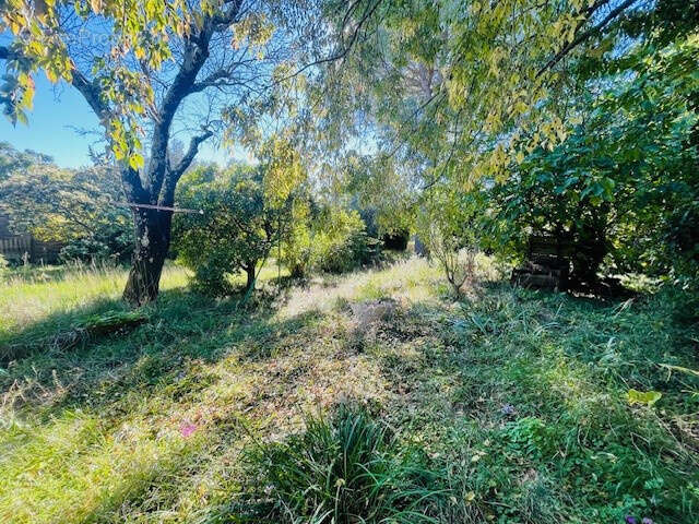 Maison à MONTAREN-ET-SAINT-MEDIERS