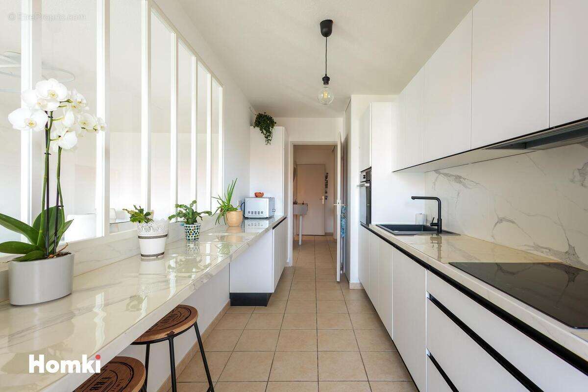 Appartement à MARSEILLE-14E