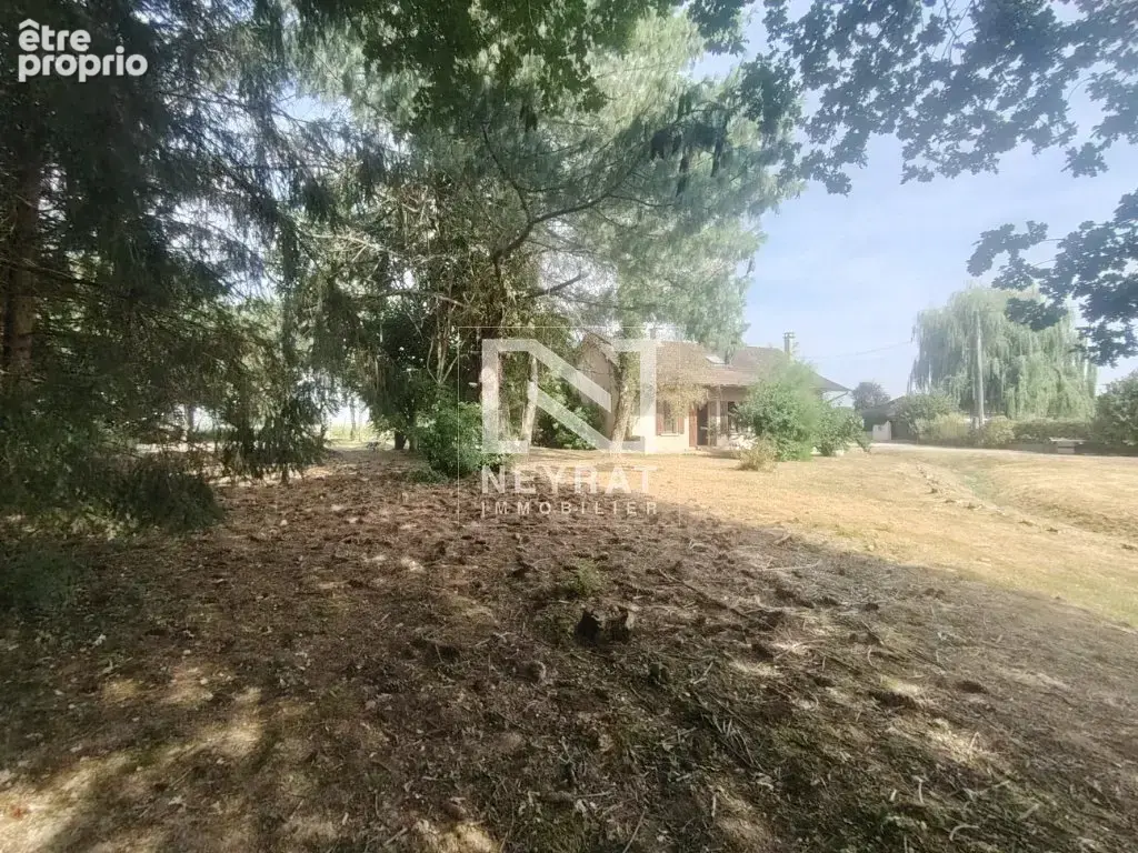 Maison de campagne de 131m² à rénover sur terrain de plus 1,5 hectare - photo 2
