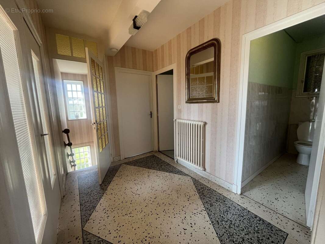 Maison à SAINT-ELOY-LES-MINES