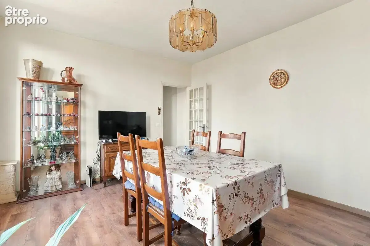Appartement de 3 pièces de 78 m² à Bagnolet, proche Les Lilas - photo 3