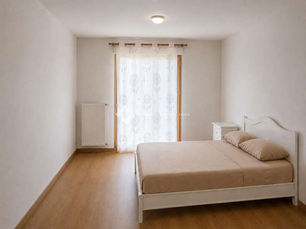 Appartement 98 m² à Gex  - photo 3
