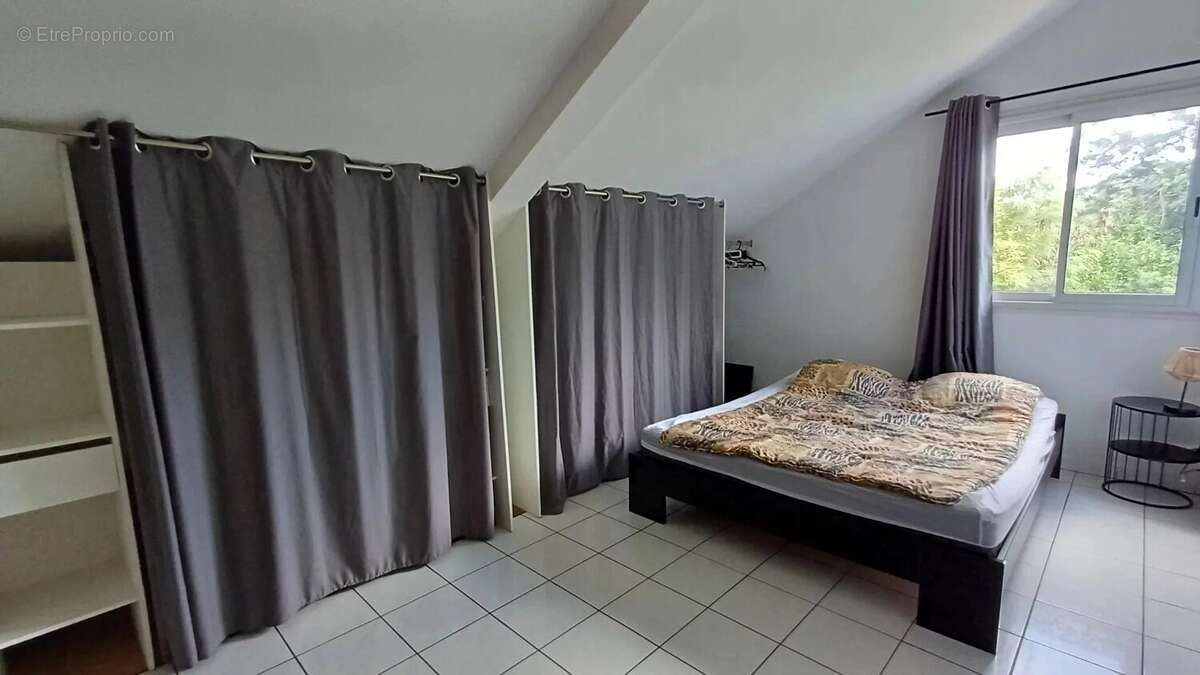 Maison à LES AVIRONS