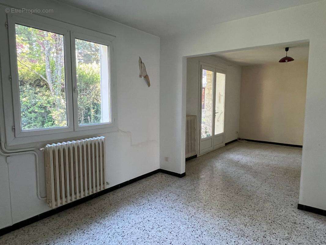 Maison à VAISON-LA-ROMAINE