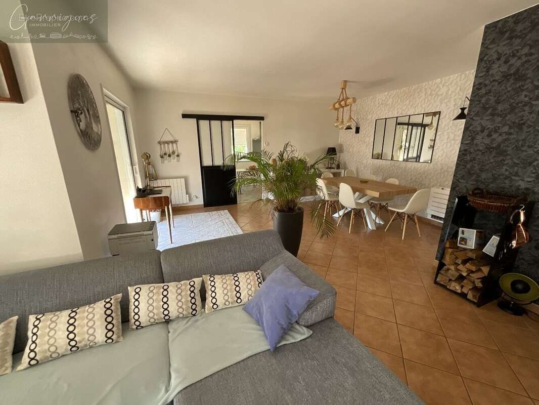Nîmes, villa 4 pièces. - photo 6