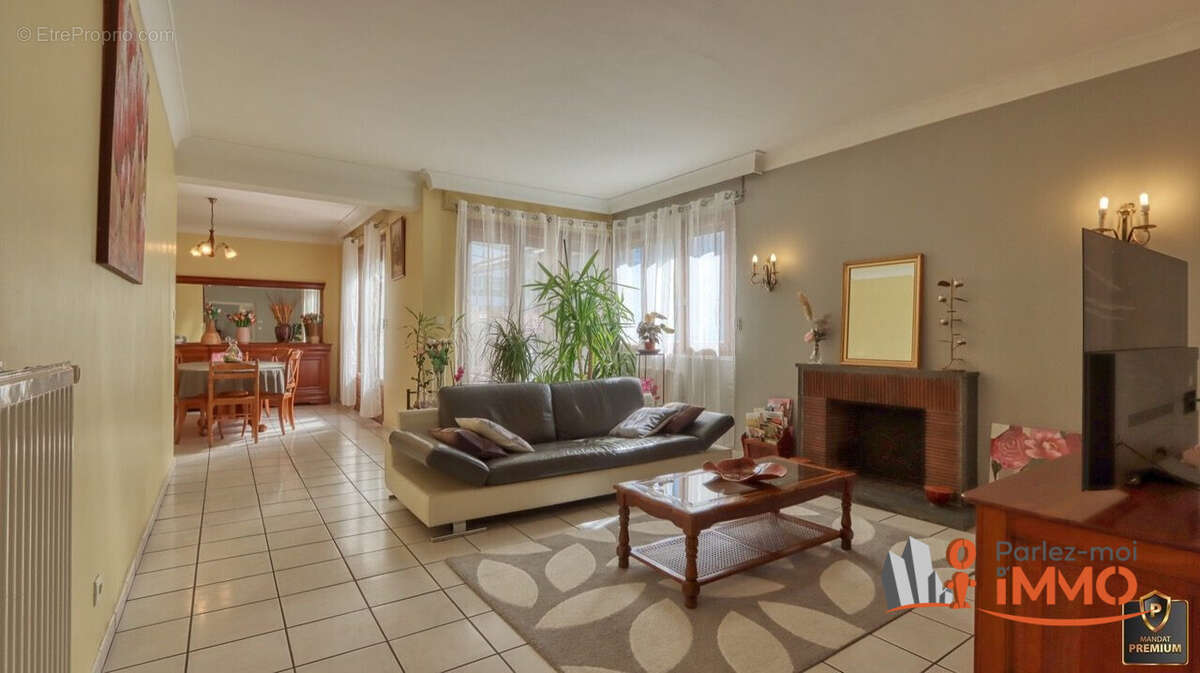 Maison 133 m² à Saint-Etienne  - photo 2