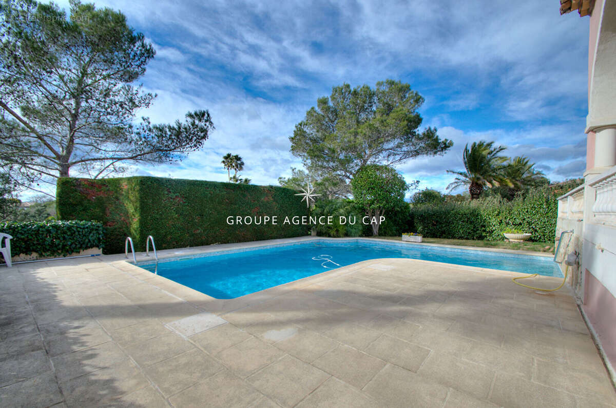 Maison à FREJUS