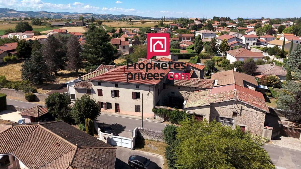 Maison à SAINT-ANDEOL-LE-CHATEAU