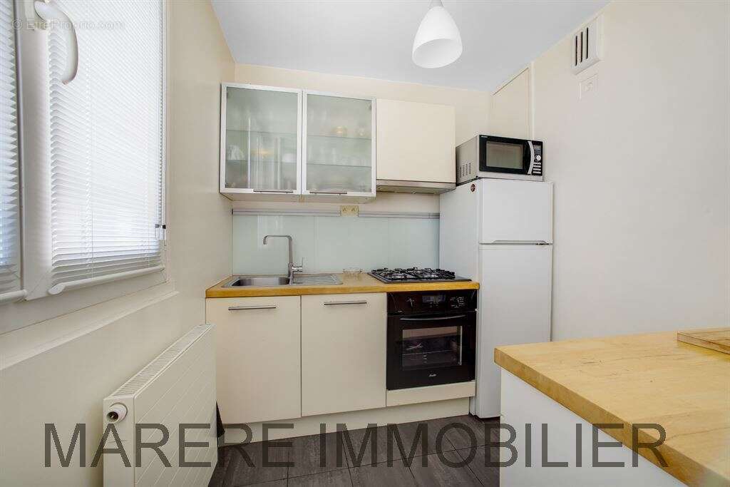 Appartement F2 Père Lachaise, 5ème étage, très lumineux, à rafraichir - photo 9