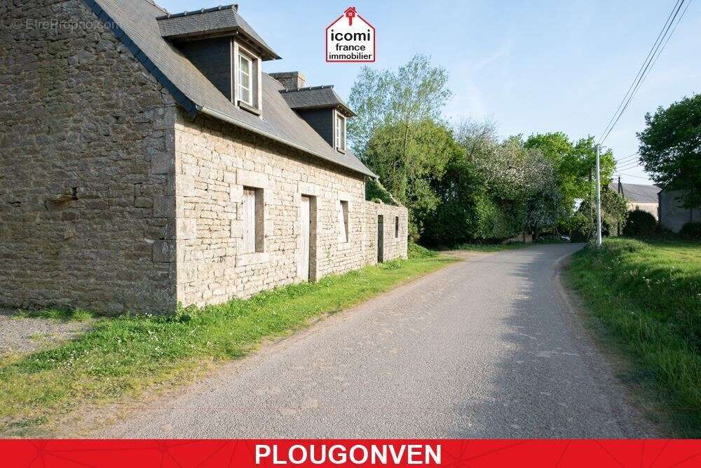 Maison à PLOUGONVEN