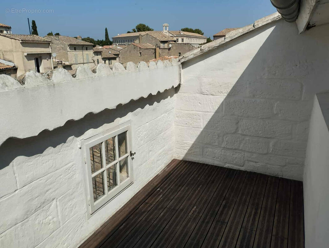 Appartement à UZES