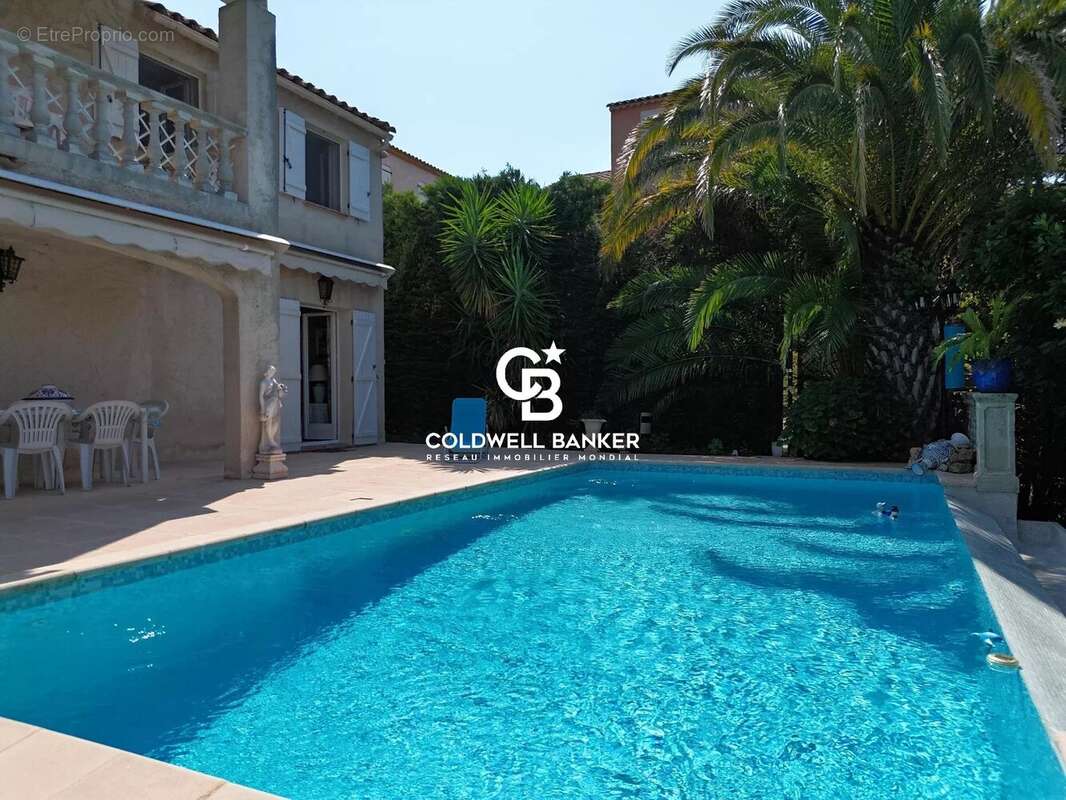 Maison à SAINT-RAPHAEL