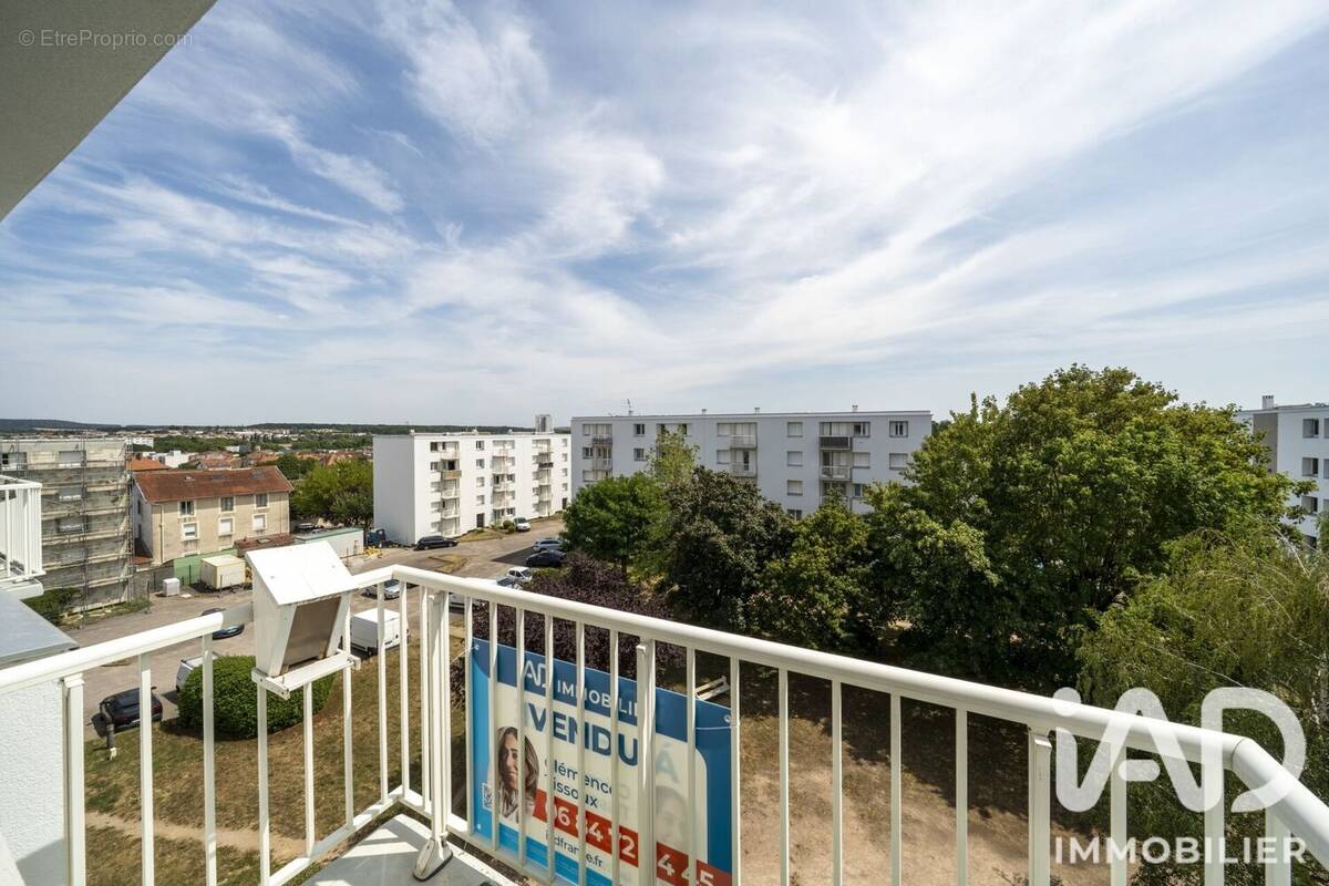 Photo 1 - Appartement à JARVILLE-LA-MALGRANGE