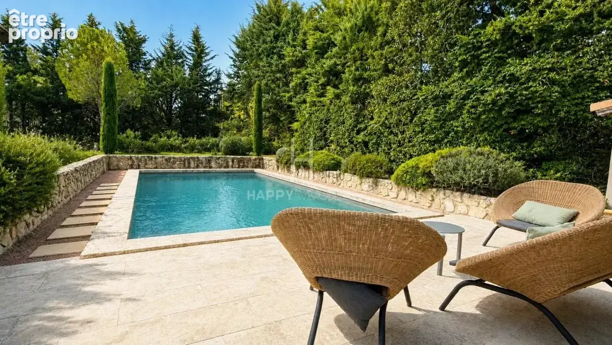 A FONTVIEILLE, en collines, Maison avec 5 chambres et piscine - photo 2