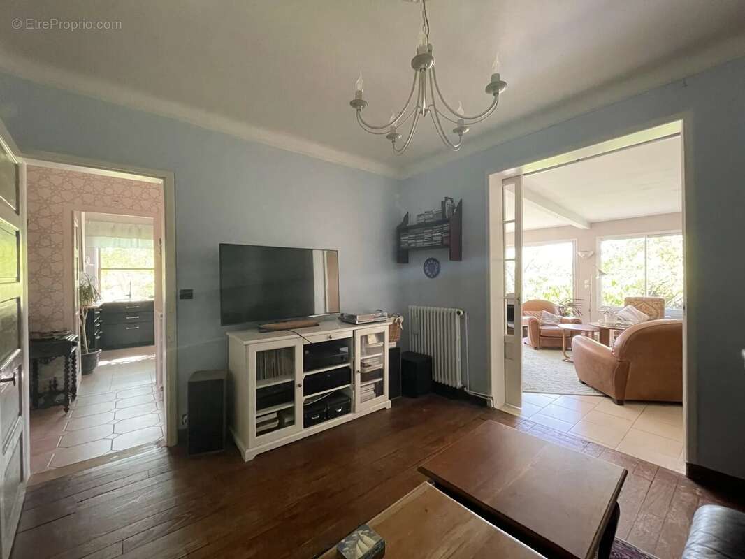 Maison à SAINT-SEBASTIEN-SUR-LOIRE