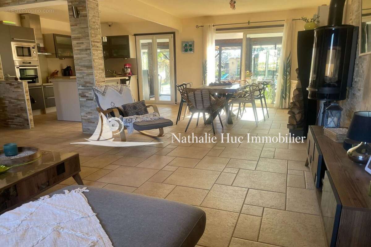 Maison à CANET-EN-ROUSSILLON