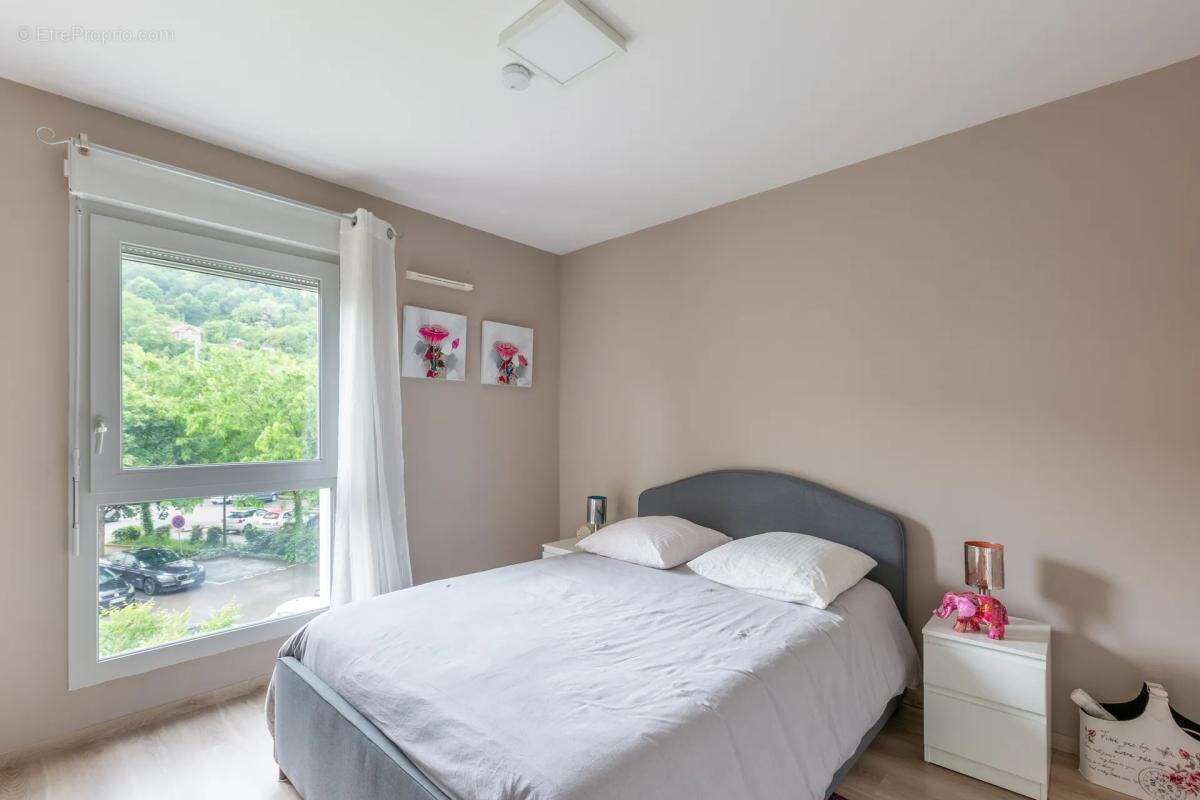 Appartement à GIVORS