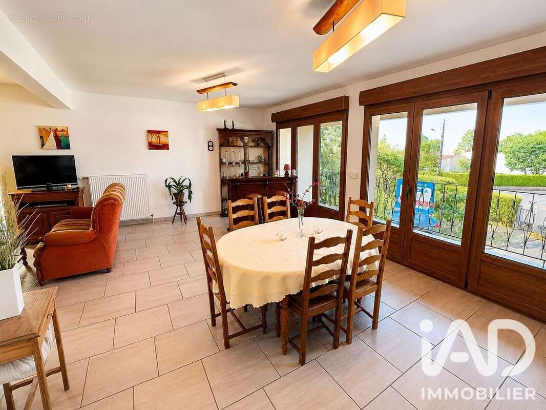 Photo 6 - Maison à BRIEY