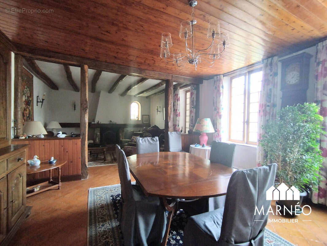 Maison à CHALONS-EN-CHAMPAGNE