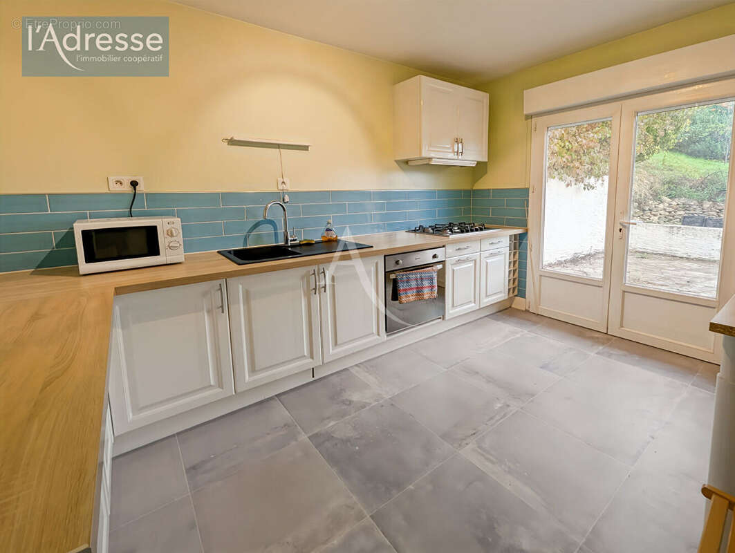 Maison à PUY-L&#039;EVEQUE