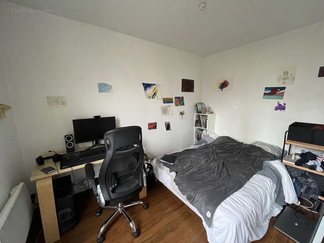Appartement à PARIS-18E