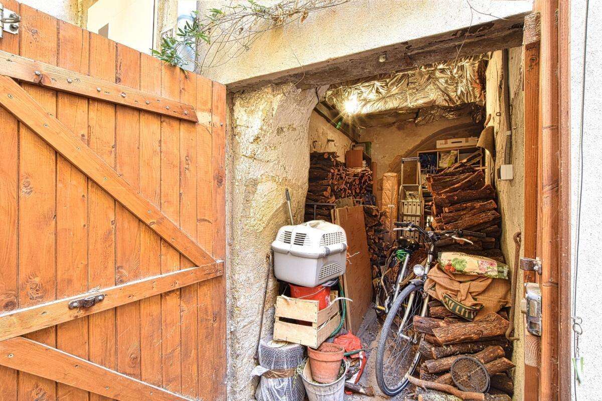 Maison de village au cœur de Lavérune  Charme, espace et multiples possibilités - photo 9