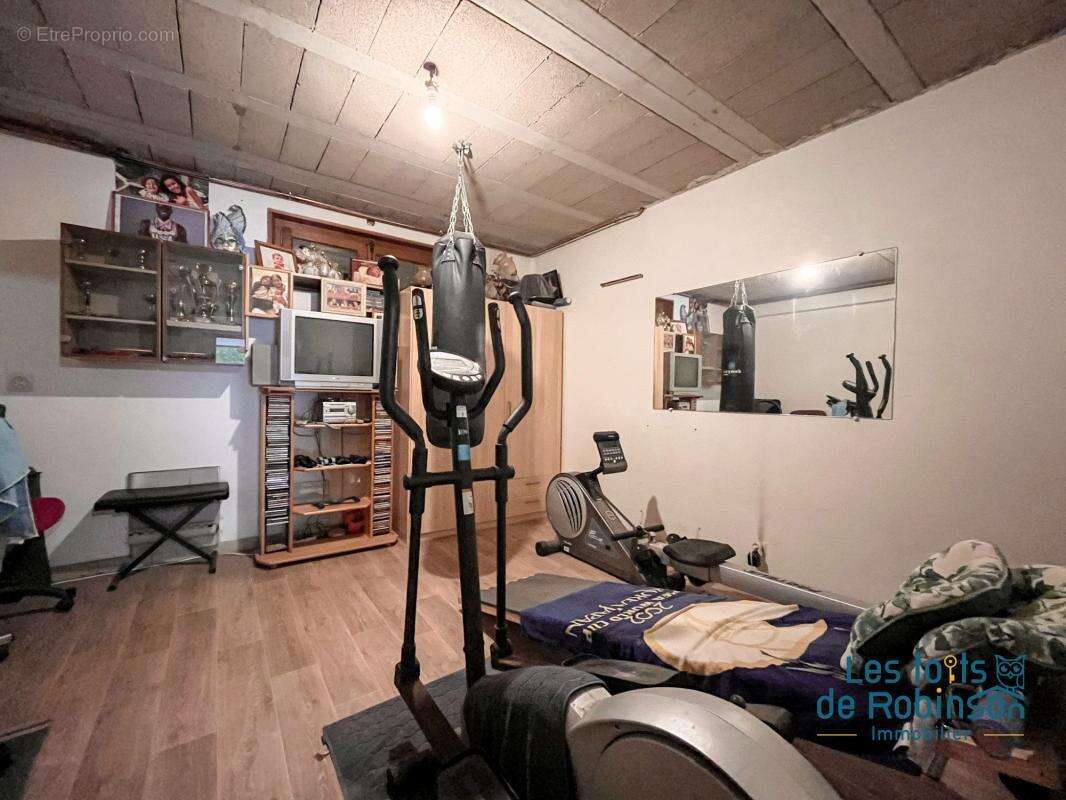 Maison à VERRIERES-LE-BUISSON