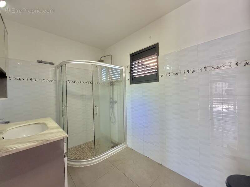 À VENDRE – Villa T4 à Ravine des Cabris – Saint-Pierre 97410 - photo 10