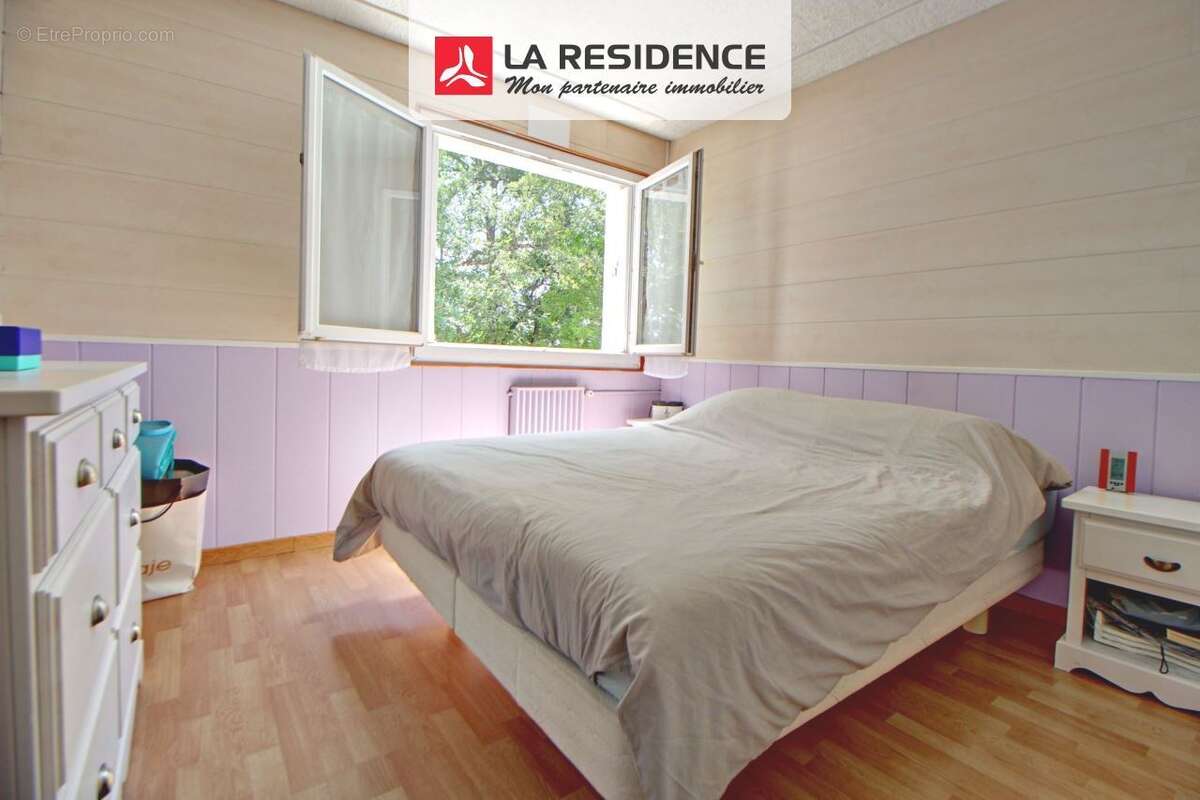 Appartement à VERNEUIL-SUR-SEINE