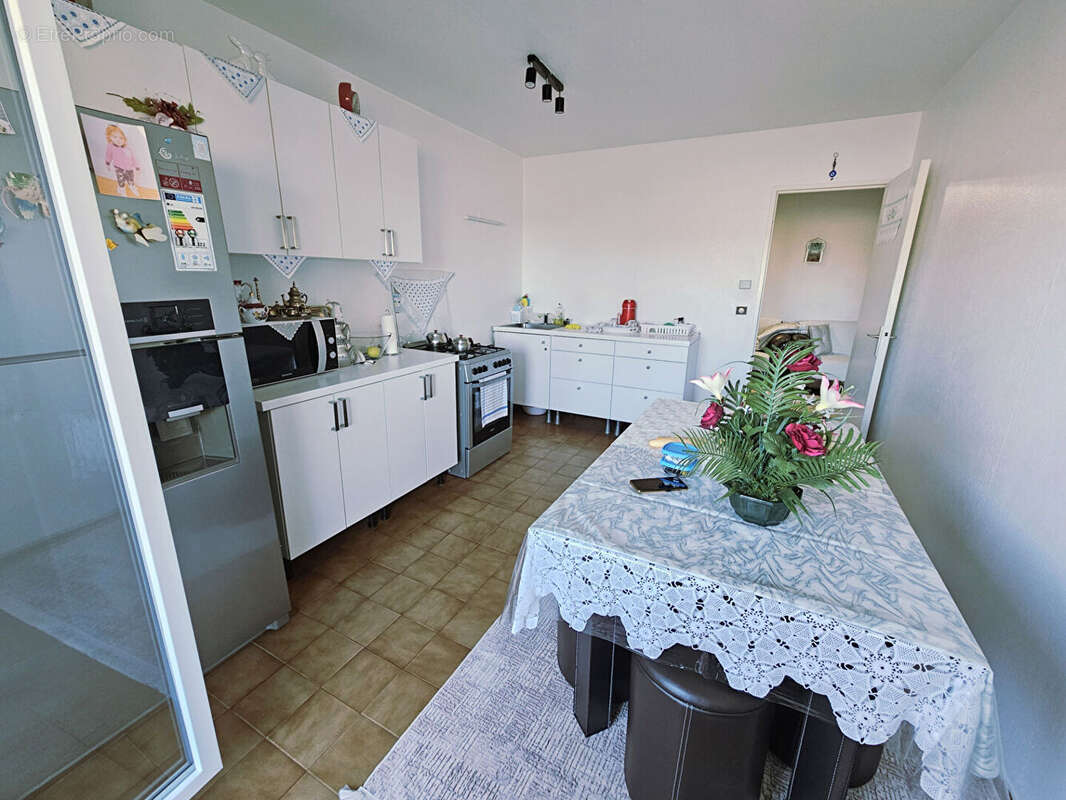 Appartement à VITROLLES