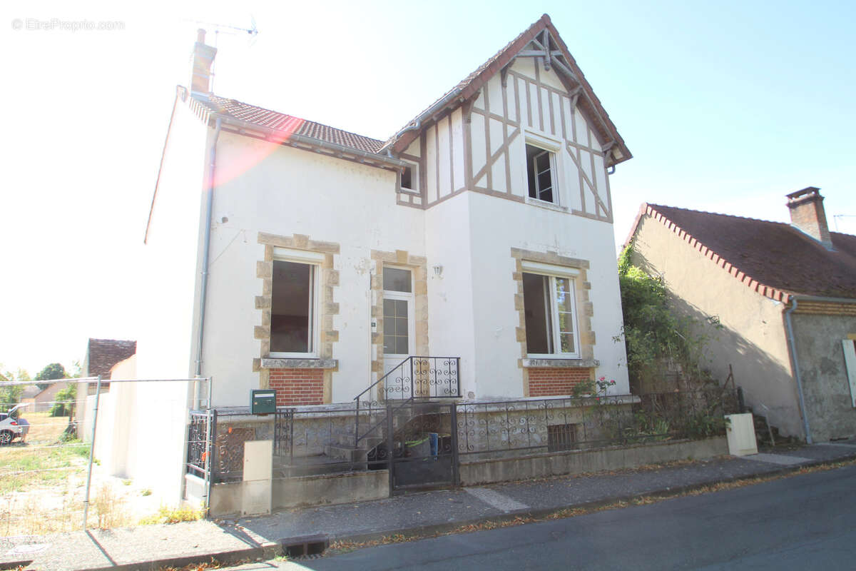 Maison de Bourg à Vendre 3 ou 4 chambres - photo 19