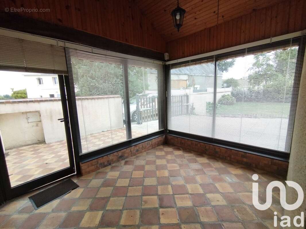 Photo 3 - Maison à COULOMMIERS-LA-TOUR