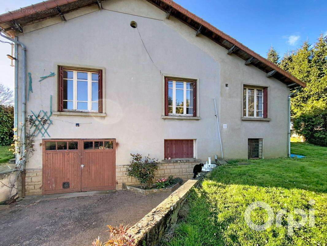 Maison à SAINT-ELOY-LES-MINES