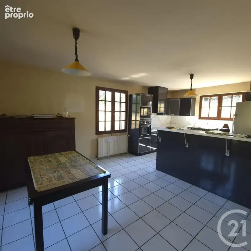 Maison 8 pièces 290 m² à vendre à Magny-En-Vexin (95420) - photo 6