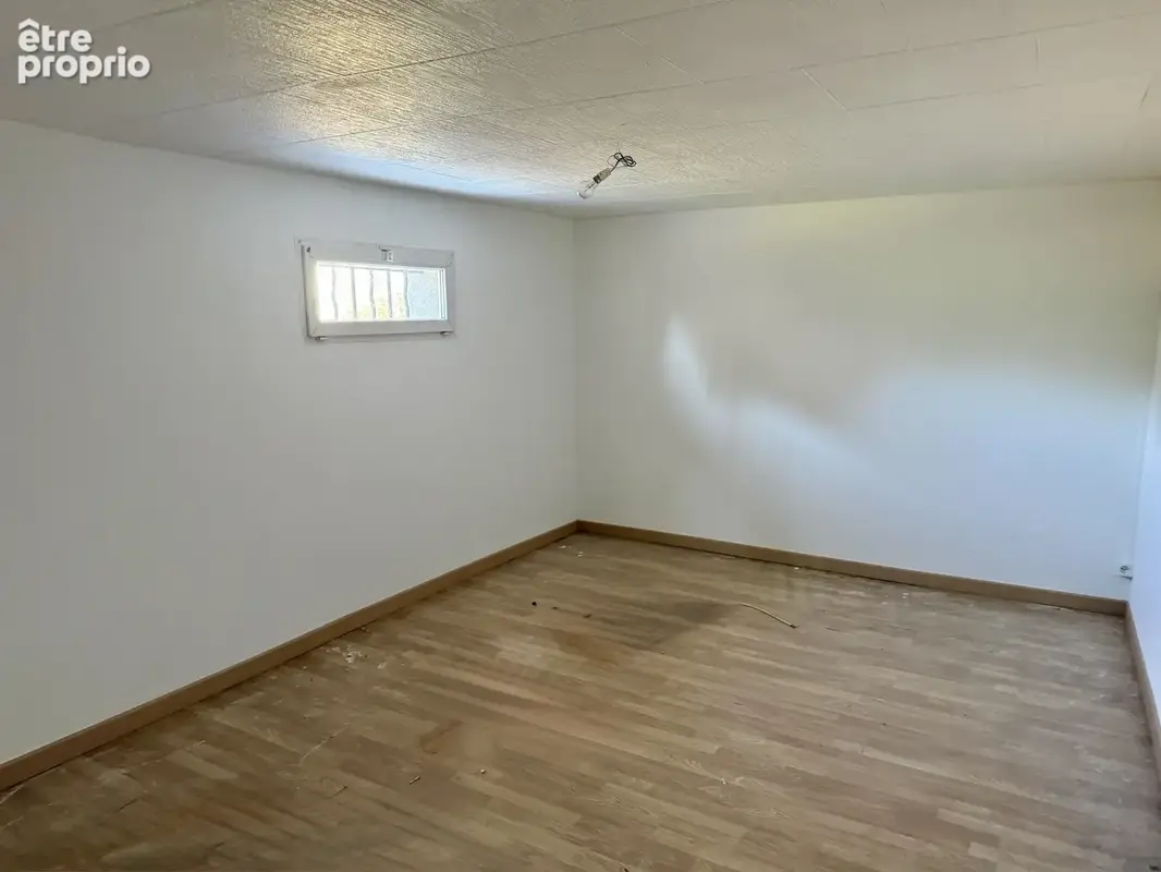 A Vendre maison T5 sur un terrain de 400 m2 - photo 8