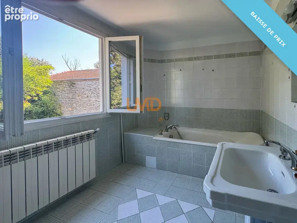 Maison ancienne avec jardin arboré à Nozières - photo 20
