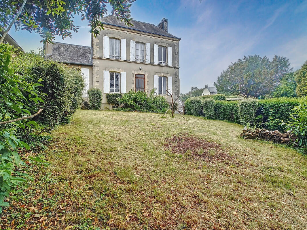 Maison à VILLERS-BOCAGE