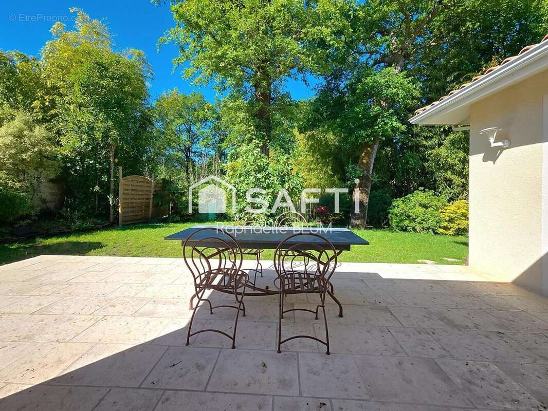 Photo 2 - Maison à GRADIGNAN