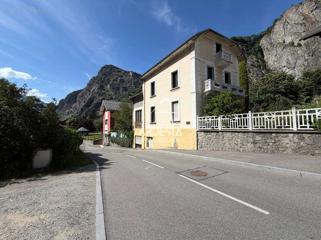 Pontamafrey   la tour-en-maurienne   ensemble immobilier à fort potentiel - photo 37
