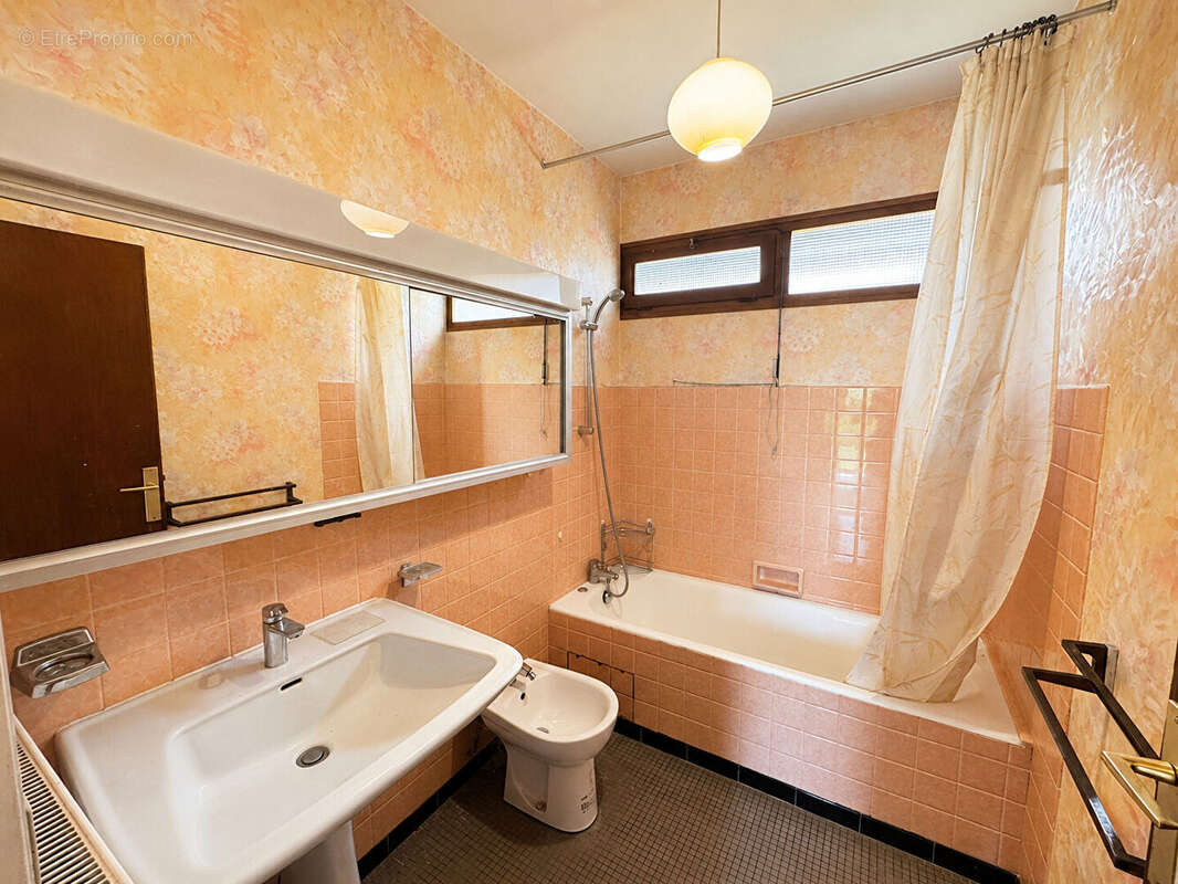Maison Pau 6 pièce(s) 129.41 m2 - photo 13