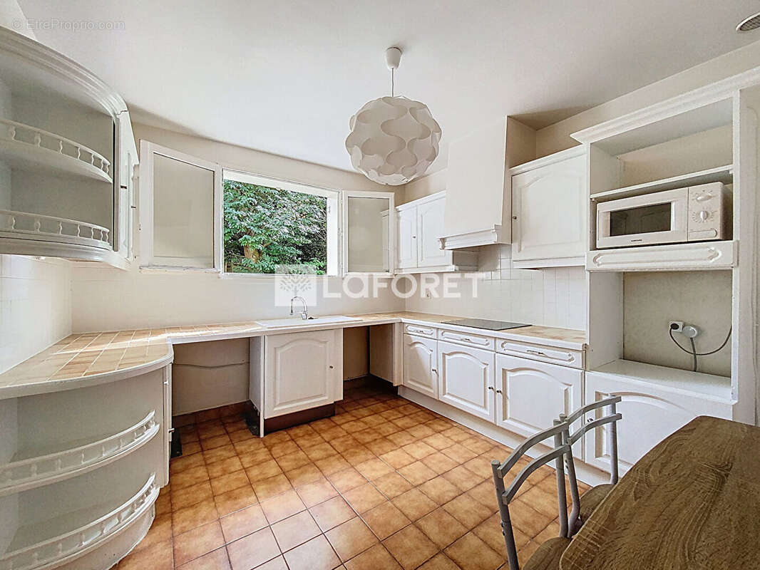 Maison à VERNEUIL-SUR-SEINE