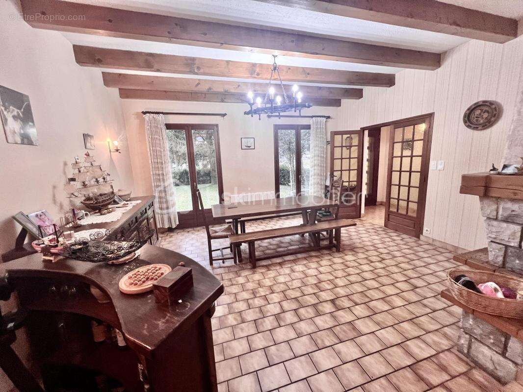 Maison à LES CHAVANNES-EN-MAURIENNE