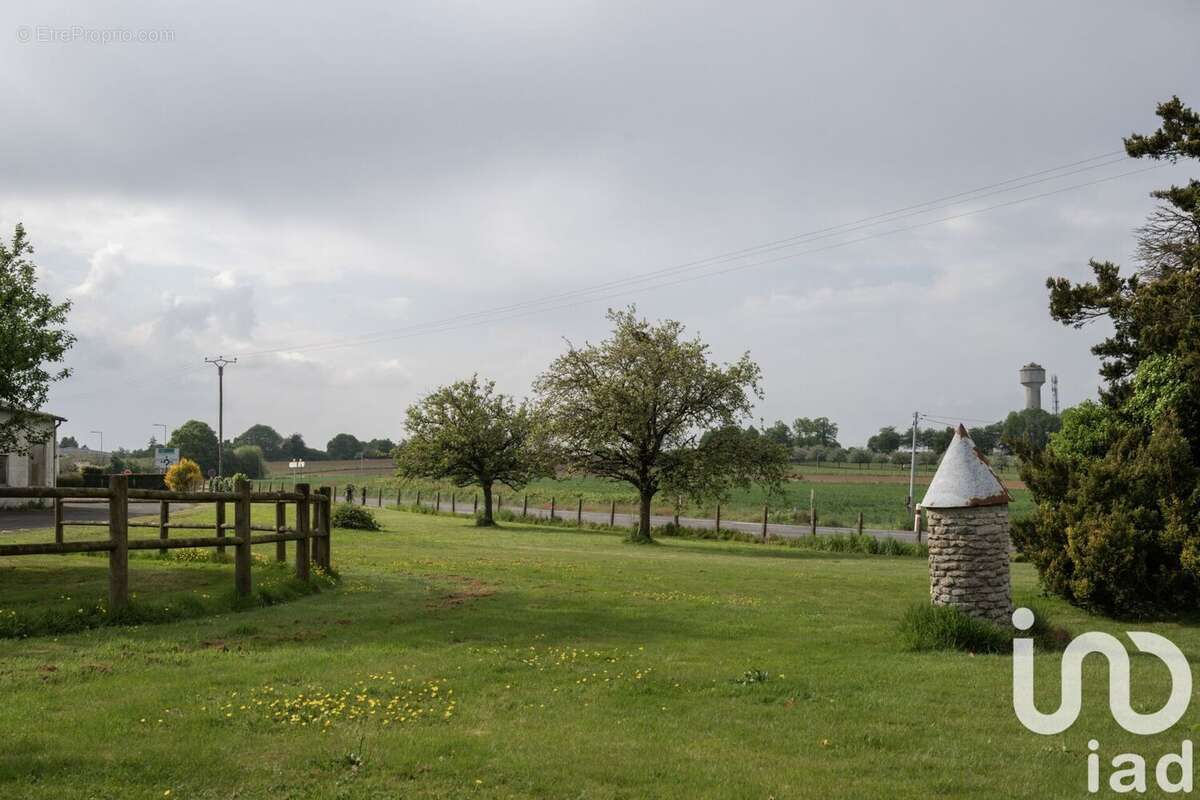 Photo 3 - Maison à LE TEILLEUL